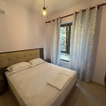 Diamond Holiday Apartments Vlore Exterior photo